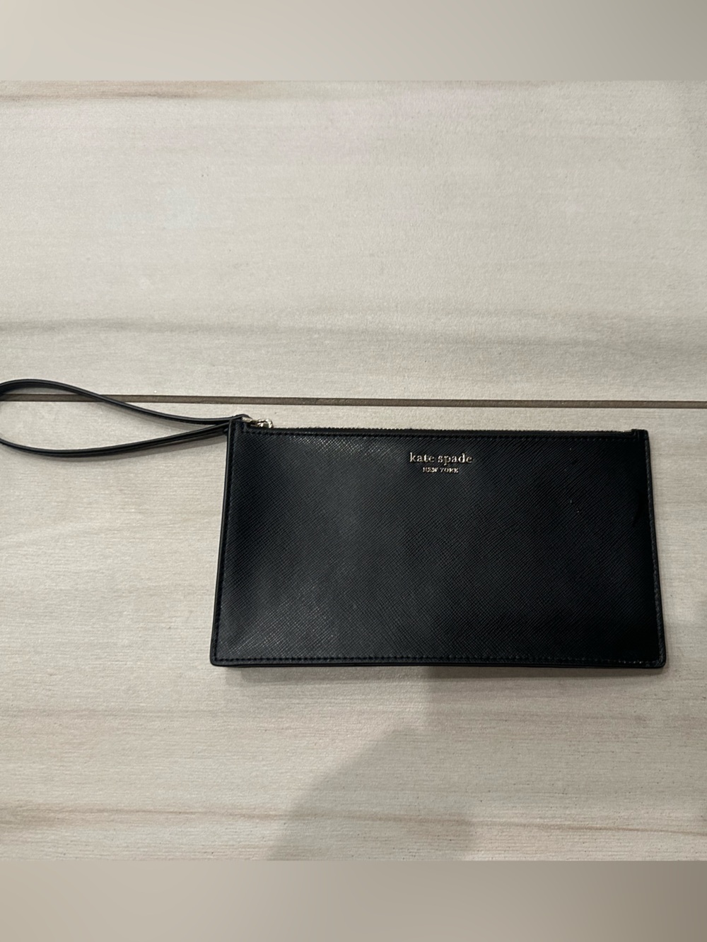 kate spade Black Saffiano Leather Wristlet, new!